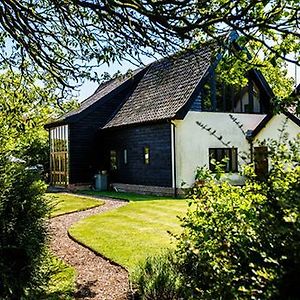 Oak Farm Barn